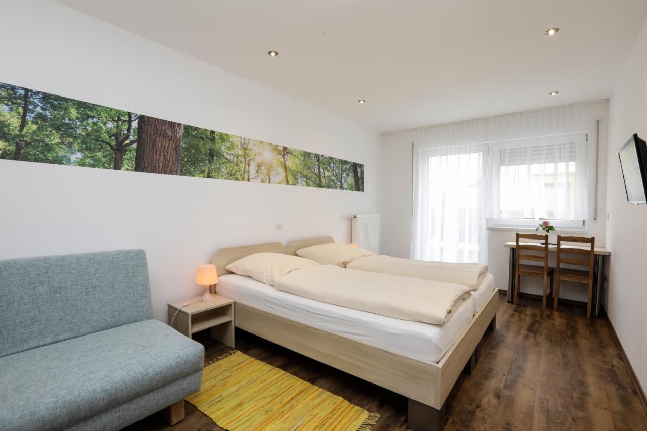 Gasthof / Pension Goetzfried Tegernheim Zewnętrze zdjęcie